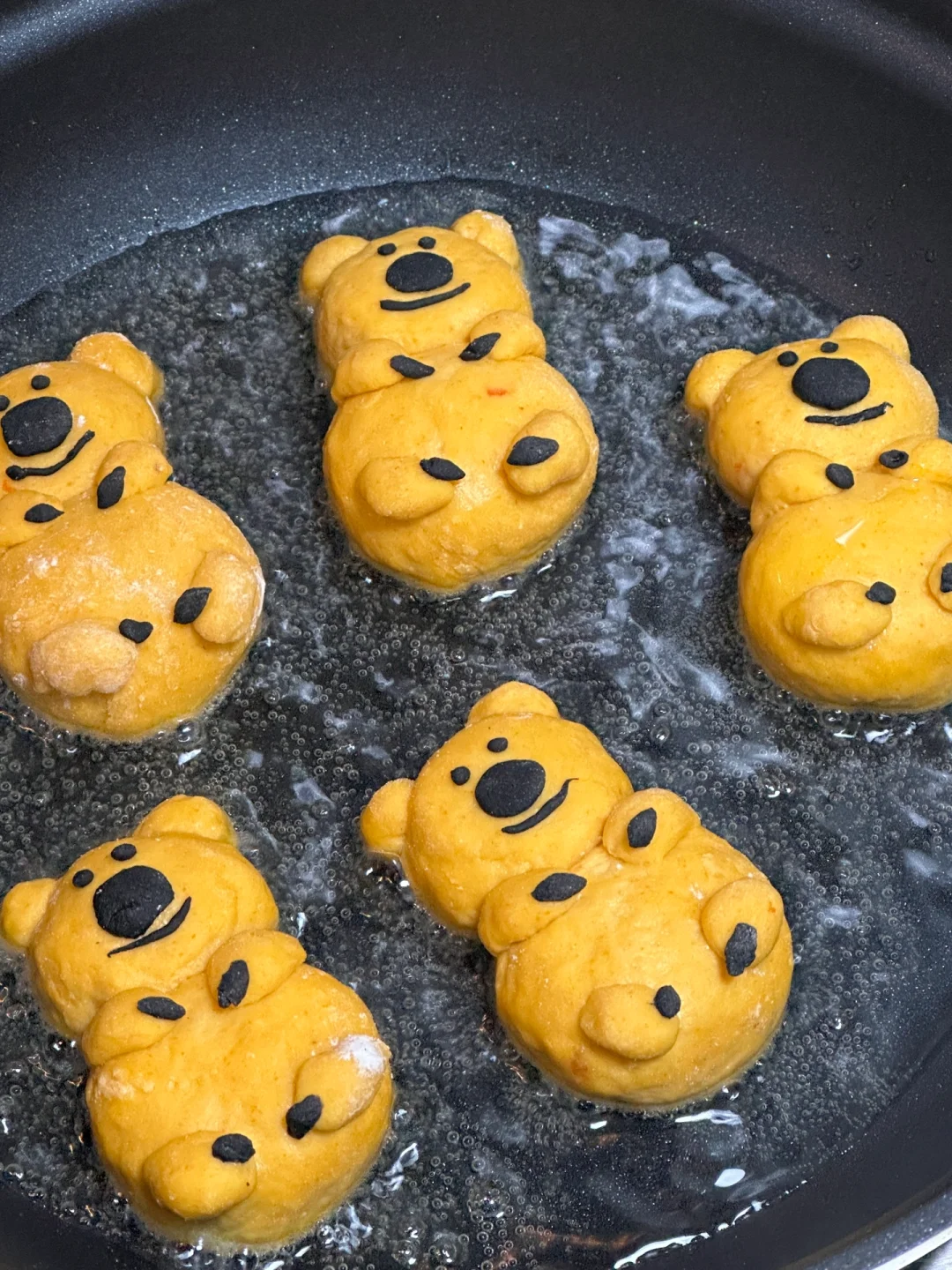 来西安必打卡的柿子饼被我做成了柿子椒熊🧡