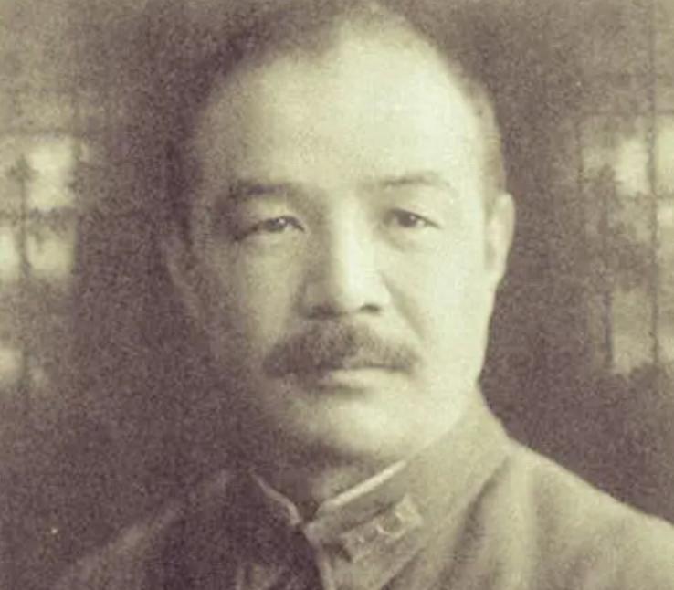 东陵大盗孙殿英被活捉后，刘伯承为何特别叮嘱下属，称不可杀他，因为他对我军有恩？