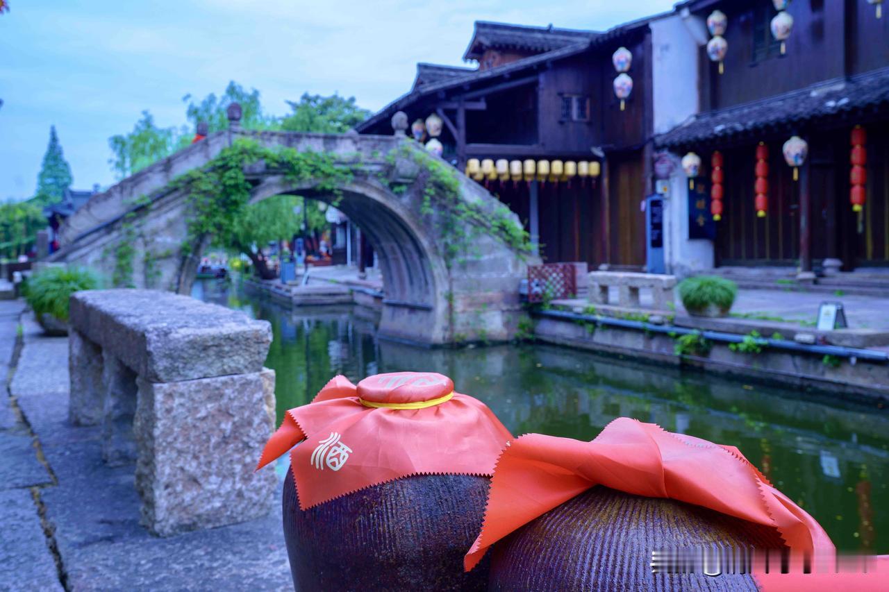 绍兴黄酒小镇｜相机纪实·水墨江南长卷

暮春风清，漫步千年东浦，用镜头定格黄酒故