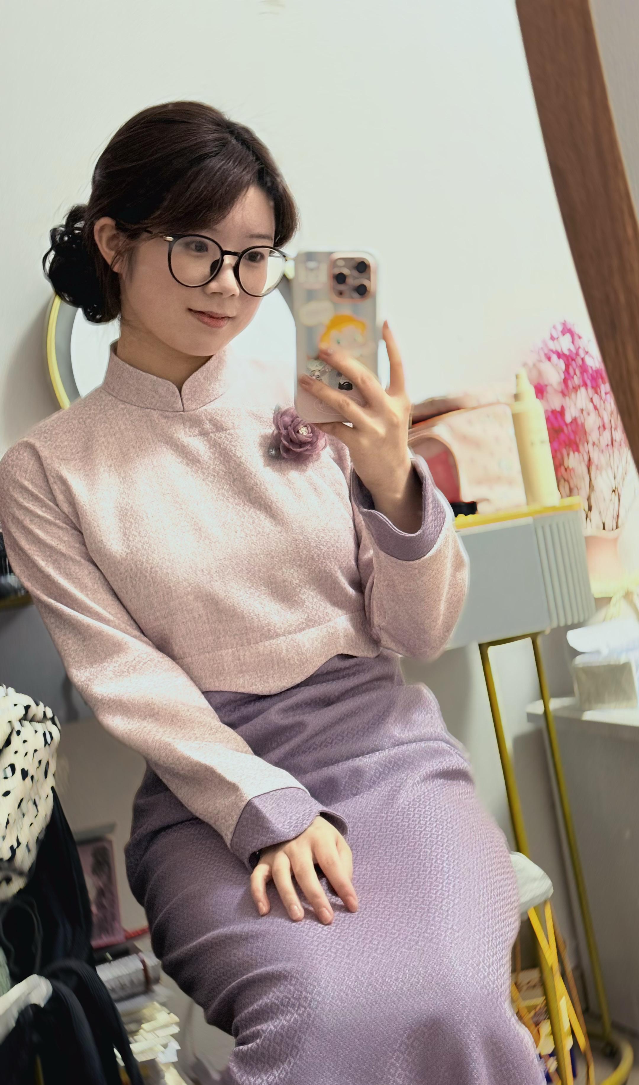 亲爱的黛尔小姐。