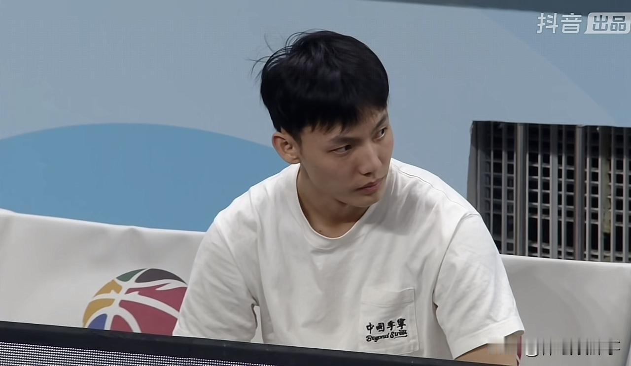 作为广东球迷，不得不承认本赛季CBA第一伪强队非广东男篮莫属，面对强队能输30分