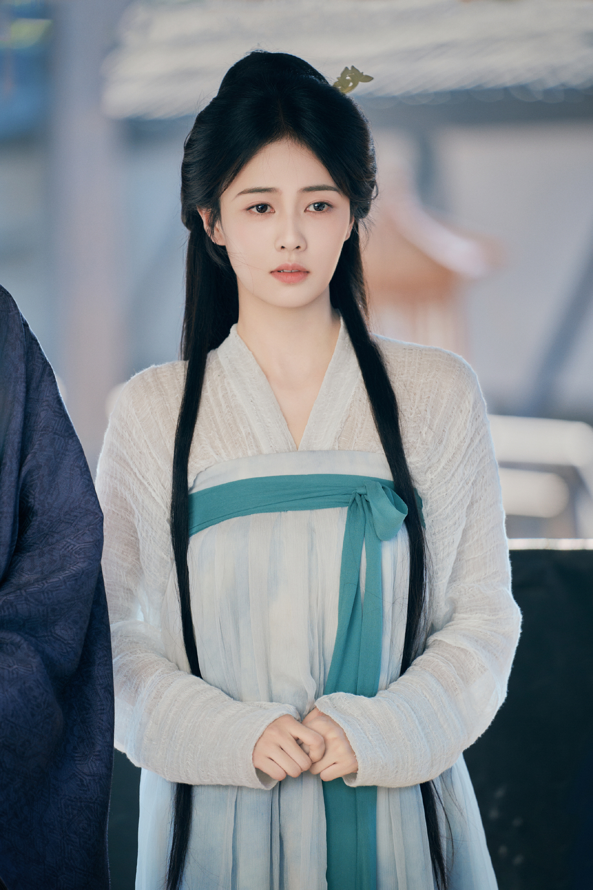 白鹿莫离🍐白鹿叶璃 【官方】《莫离》白鹿相关海报3⃣️3⃣️饰演叶璃 2026