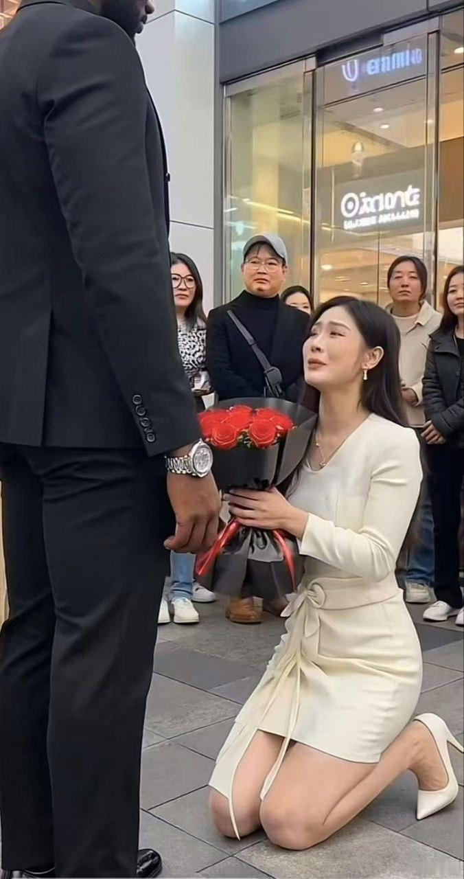 高考高分也不能追到她吧？ ​​​