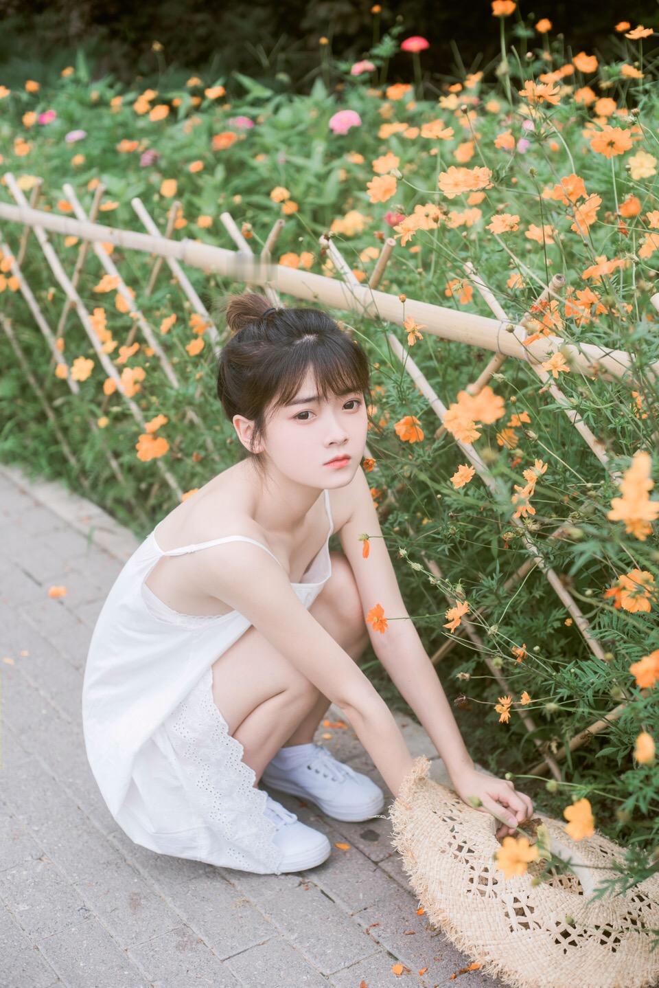 小鹿 身高165cm 体重46kg 喜欢Leslie ​​​