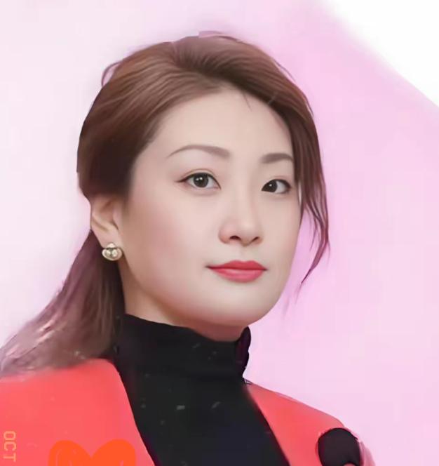 杜建英现在肯定做梦都要笑醒了。

不是因为宗馥莉已经不是娃哈哈集团董事长。

也
