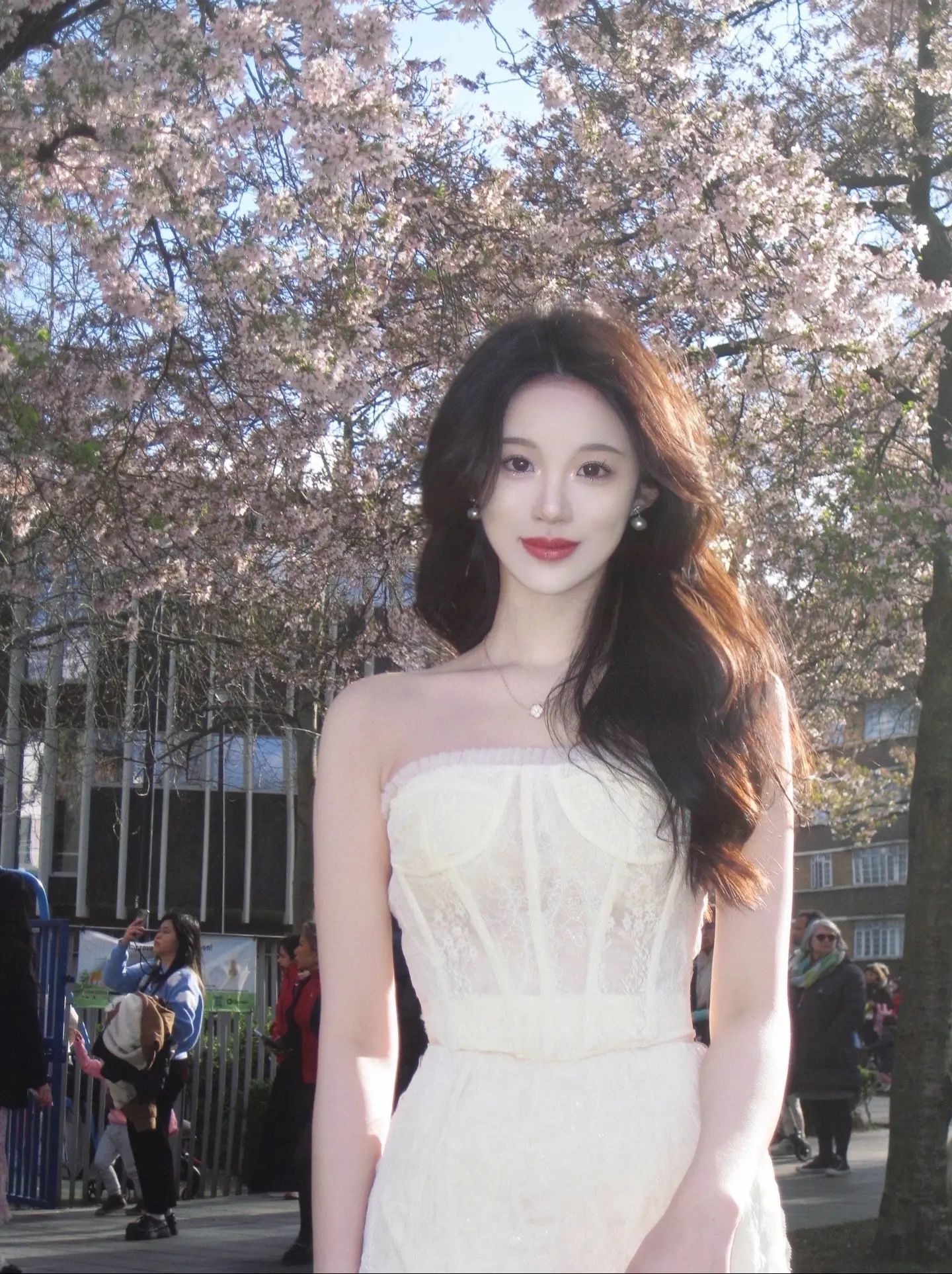 走的每一步都是为了远离过去 但最不舍的也是过去