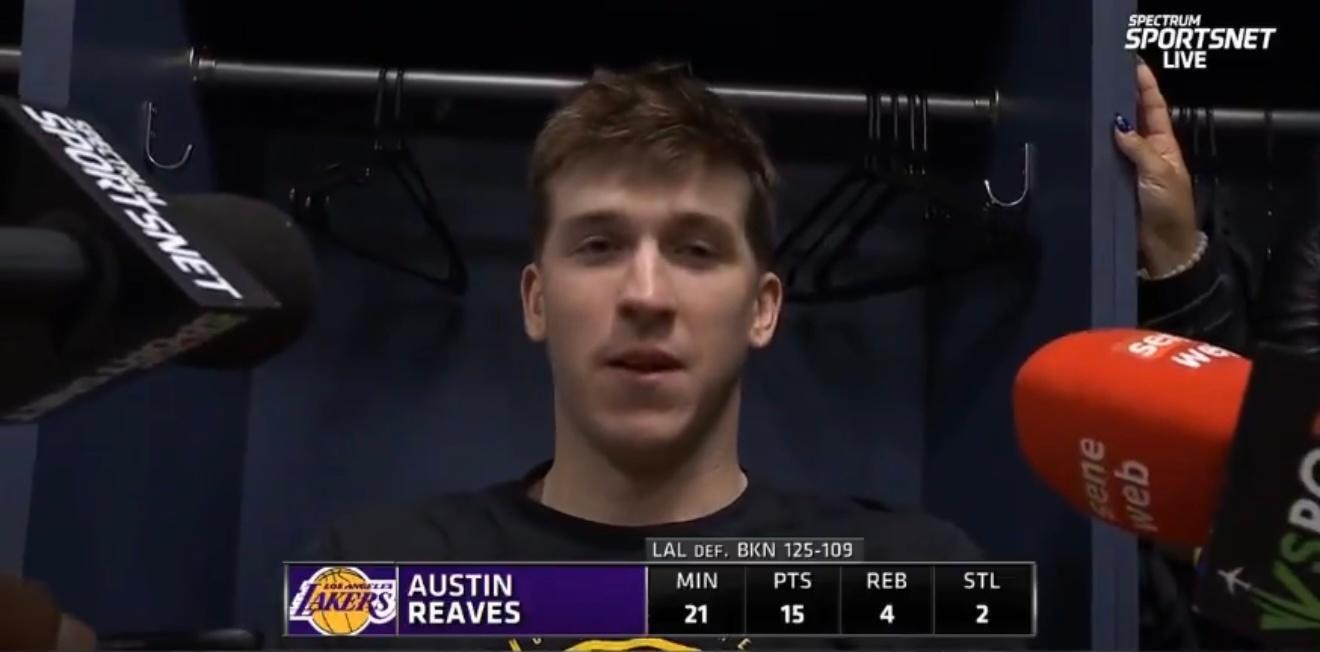 里夫斯：“我整整一个半月都在（替补席上）冲着裁判大喊大叫。这太没意思了。还不如在