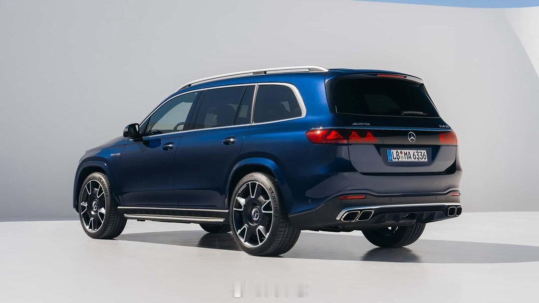 全新AMG GLS63发布～比普通款顺眼多了，特别喜欢这轮毂设计，你们觉得帅不帅