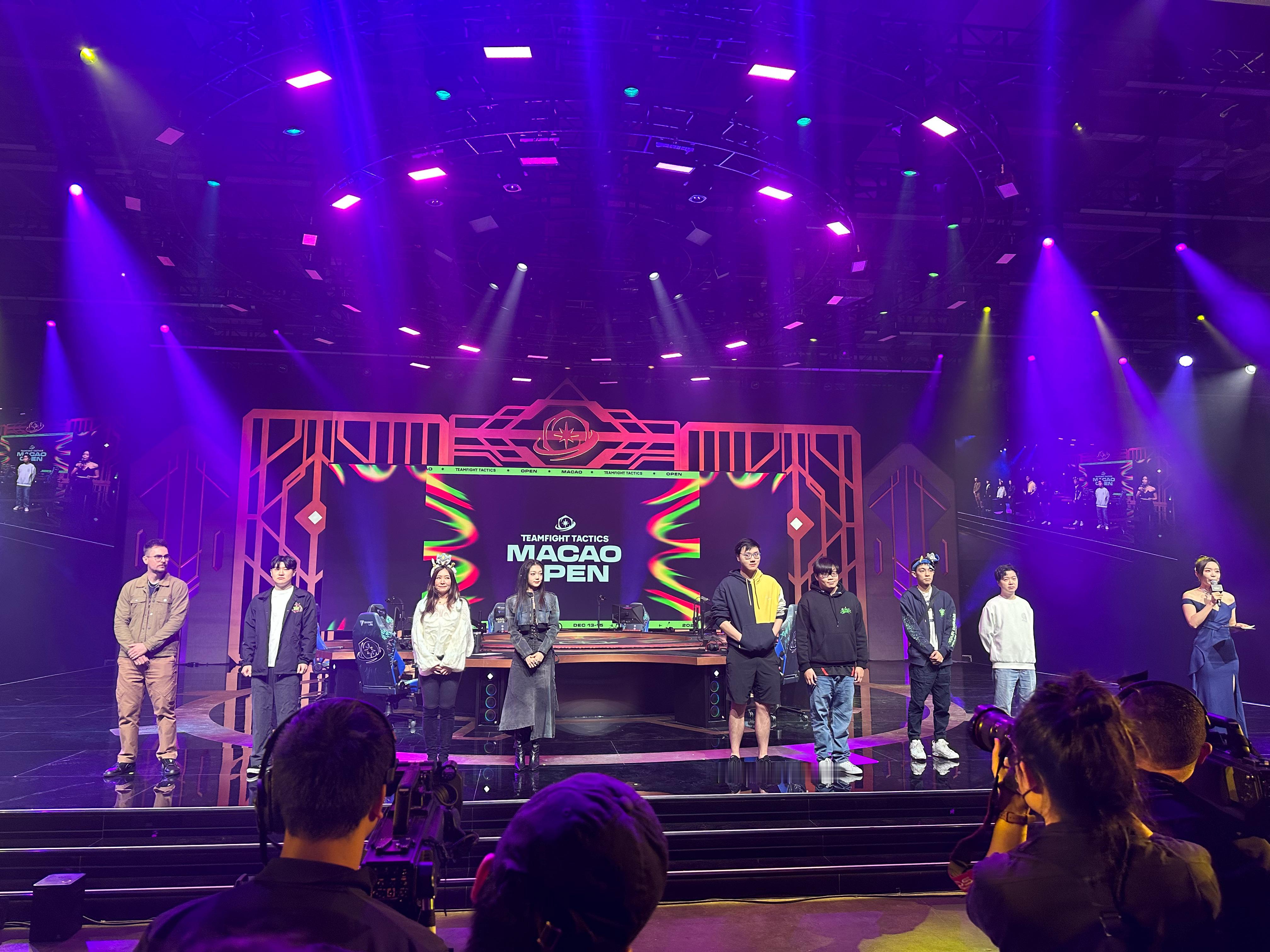 云顶之弈澳门公开赛   表演赛启动～看看有哪些大明星[污] 