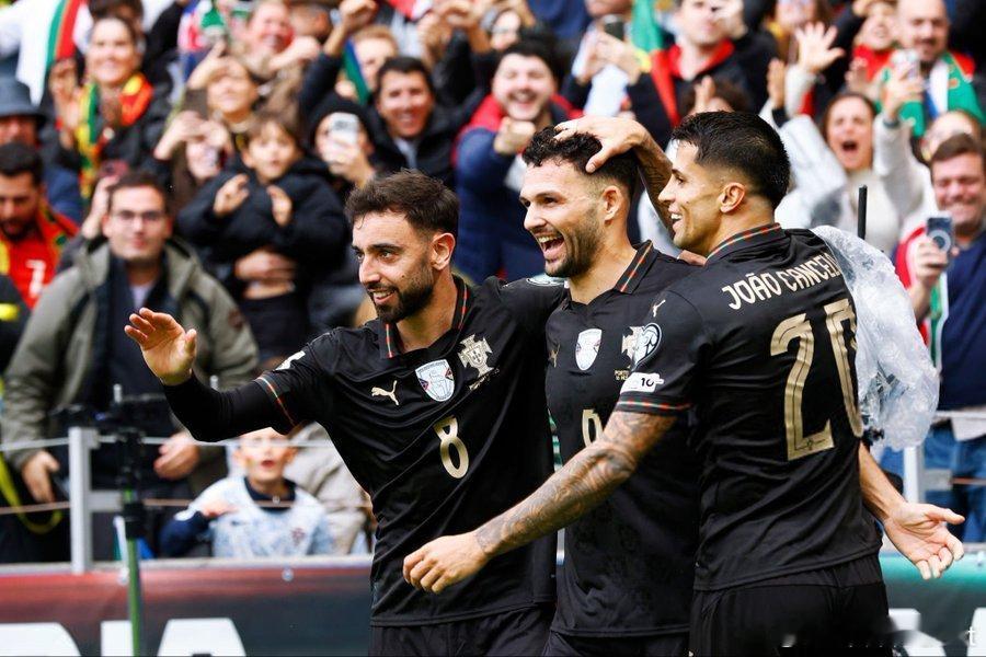 比分是合理的只是赛前独属于我们的焦虑情绪和对葡的不信任渲染的，而且开局的试图还手