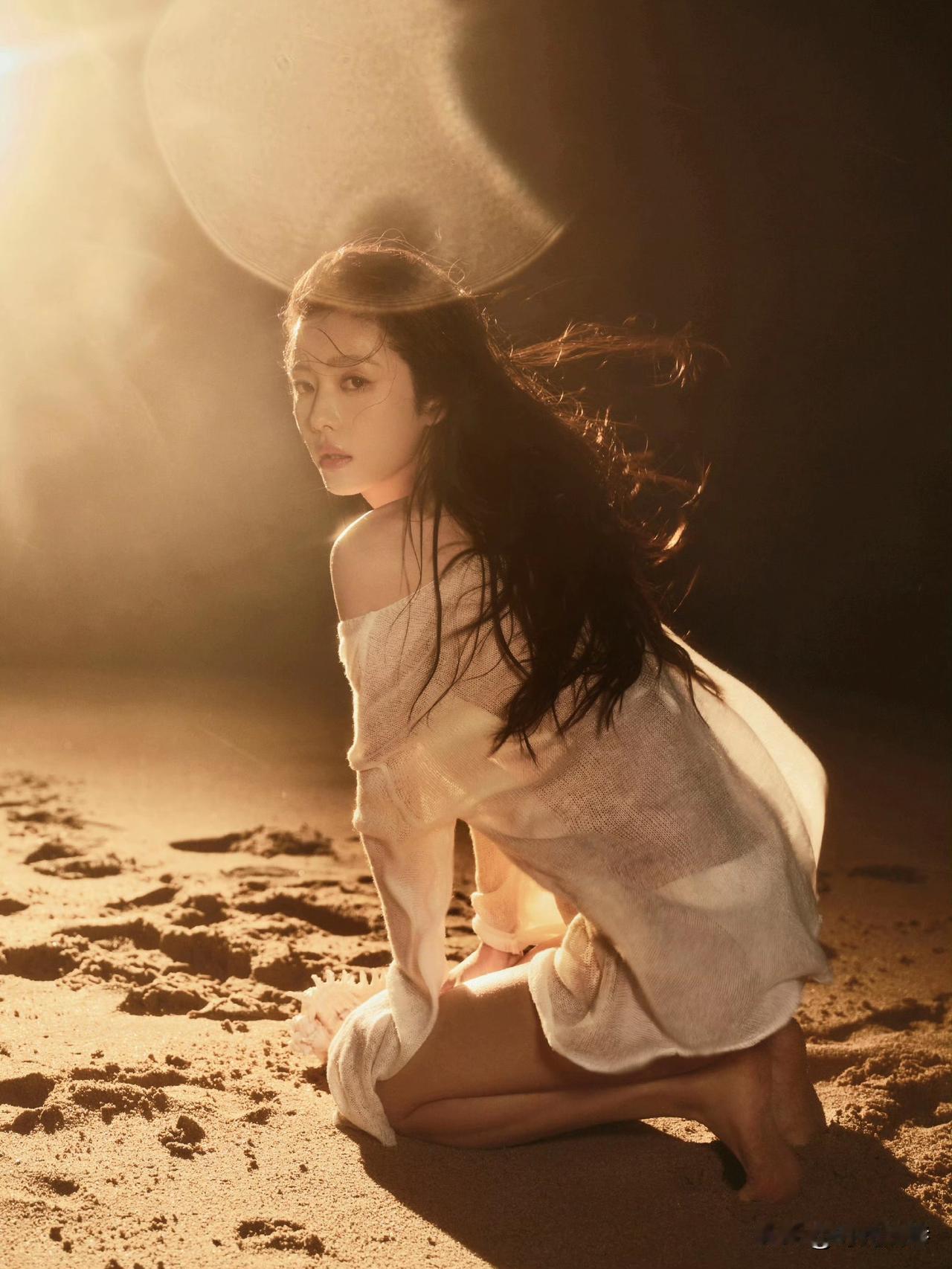 蔡文静，1990年1月3日出生于湖北省宜昌市夷陵区，中国内地影视女演员、歌手，毕