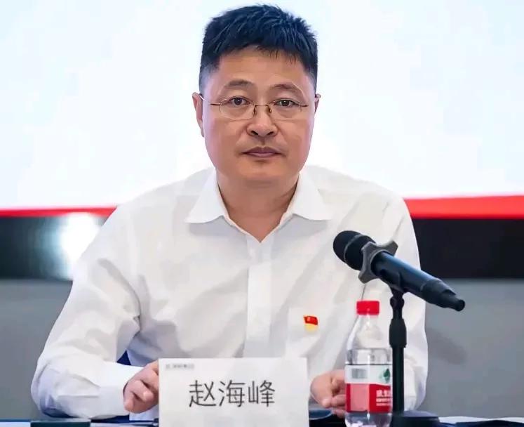 刑满之后

赵海峰怕什么？

很多人说怕判刑。三年五年，十年八年，数着日子过。
