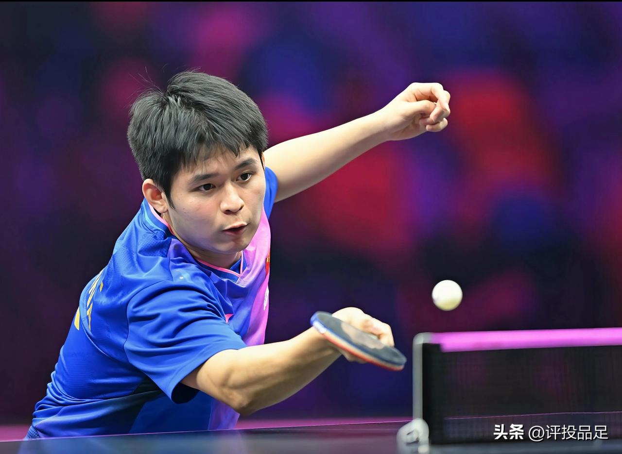 男乒世界排名最高的6名20岁以下小将！
1.林诗栋  中国队，20岁，世界排名第