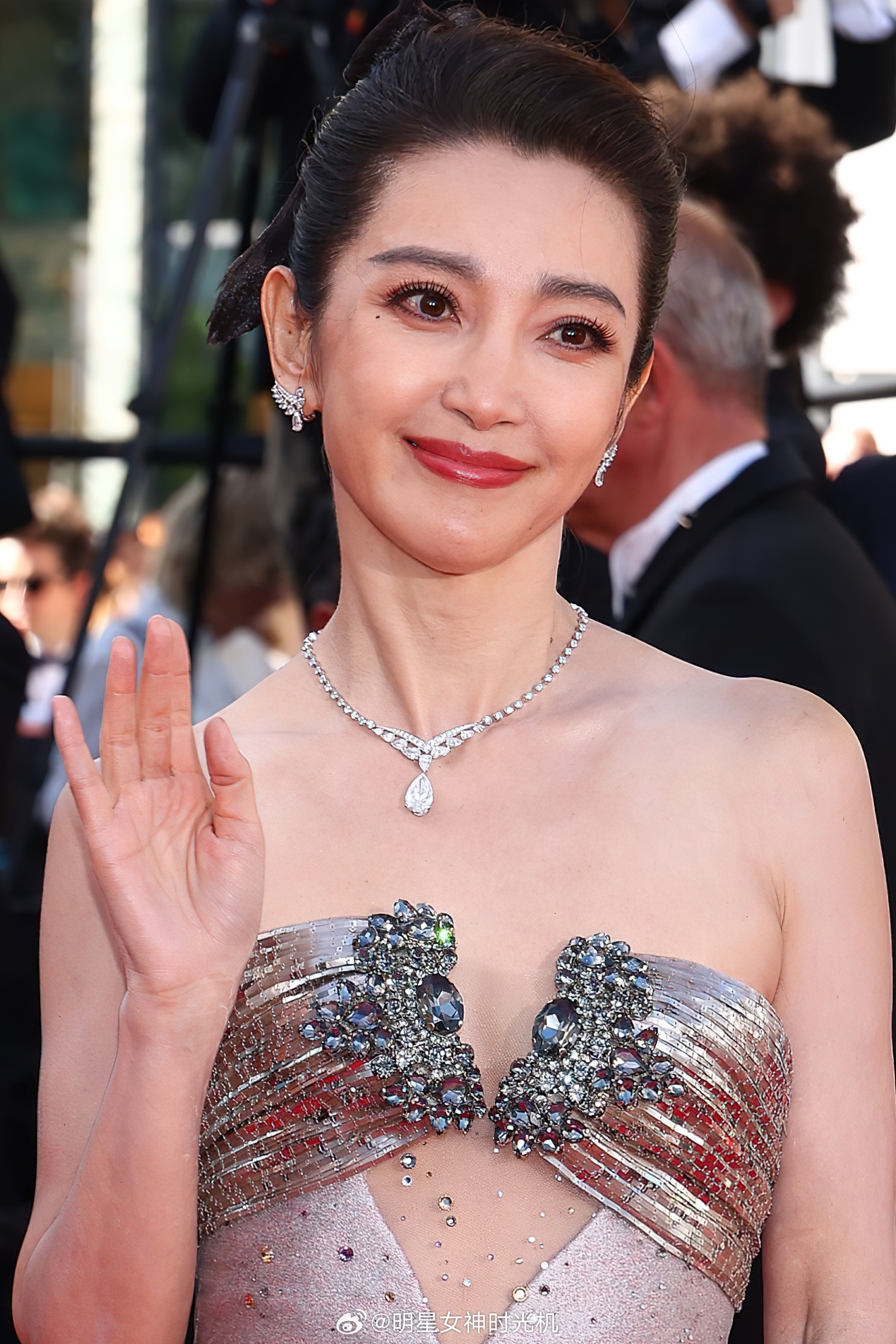 女神李冰冰戛纳红毯怼脸照