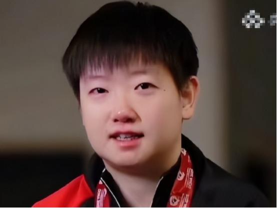 孙颖莎输球后，恶心的一幕出现，逼得邱贻可连夜发文自证清白

 
美国大满贯比赛一