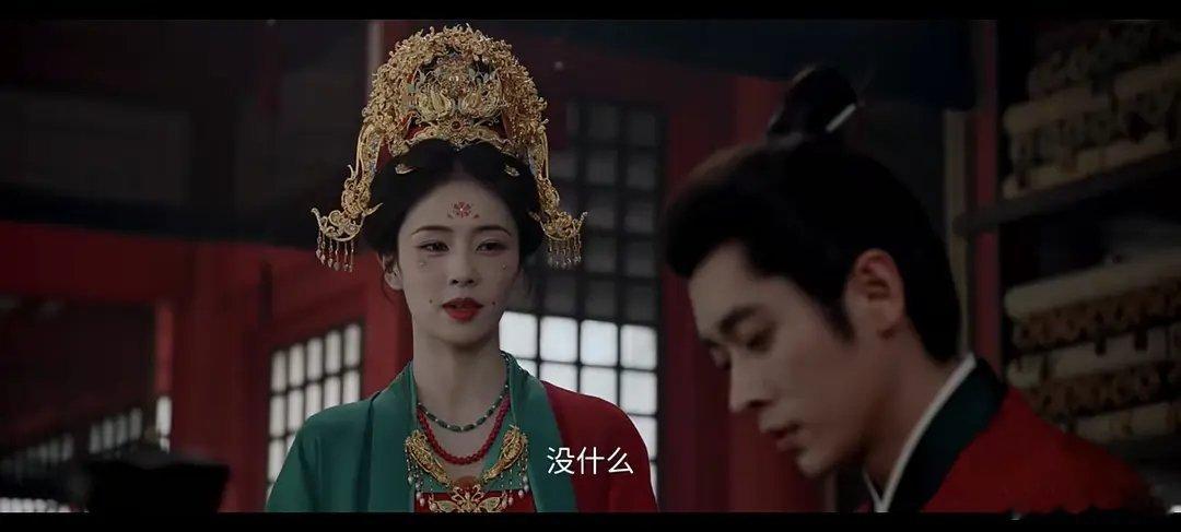 白鹿这套古风妆造争议怎么这么大？难不成这妆容风格真的很难适配她吗？ 
