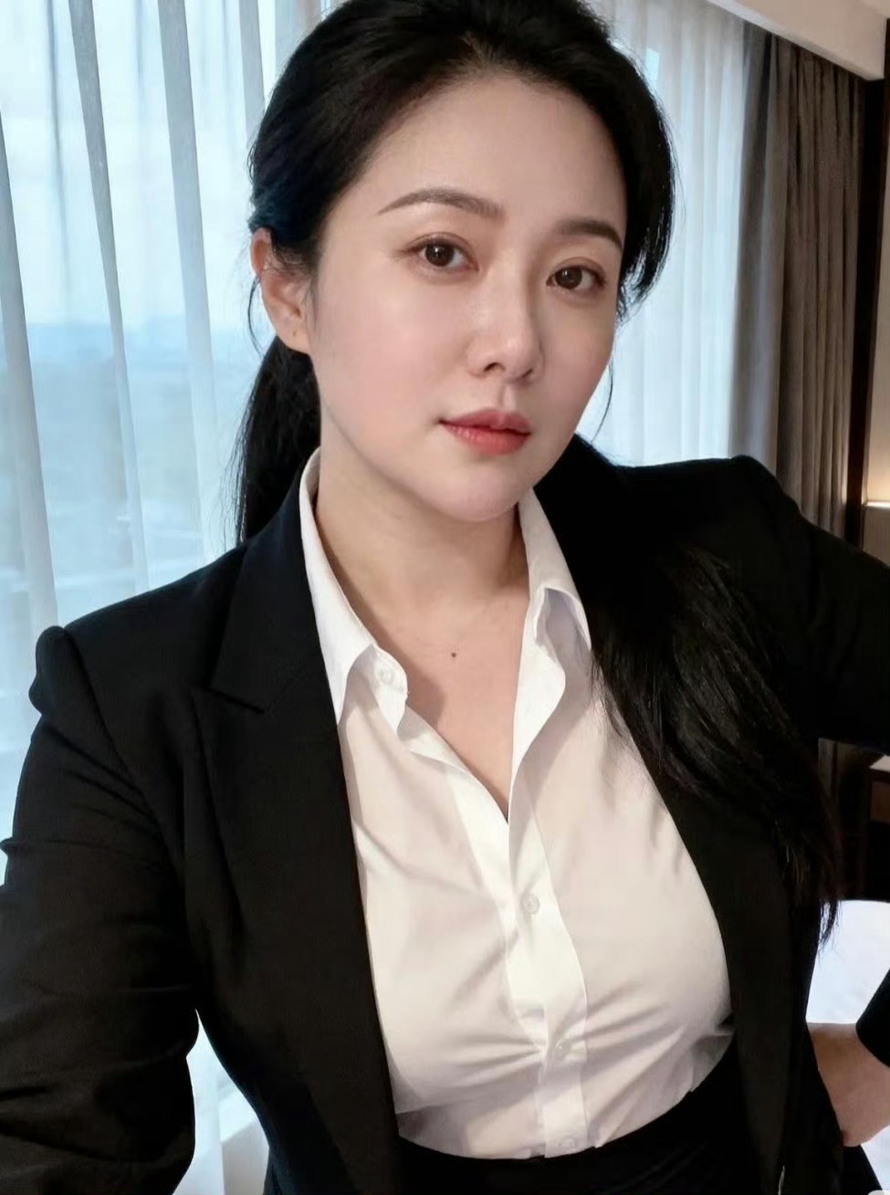 人生有葱动 才会有姜来 单身 39岁了，可以浅浅的夸我一下吗     成都·小天