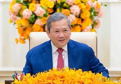 柬埔寨总理发狠话：彻底铲除电诈，这三点最解气
你是不是也刷到过这样的新闻？一个中