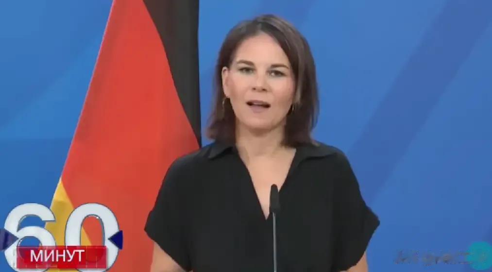 “俄罗斯现在在我们的制裁下，正在从洗衣机和其他欧洲生产的家用电器中提取芯片，用于