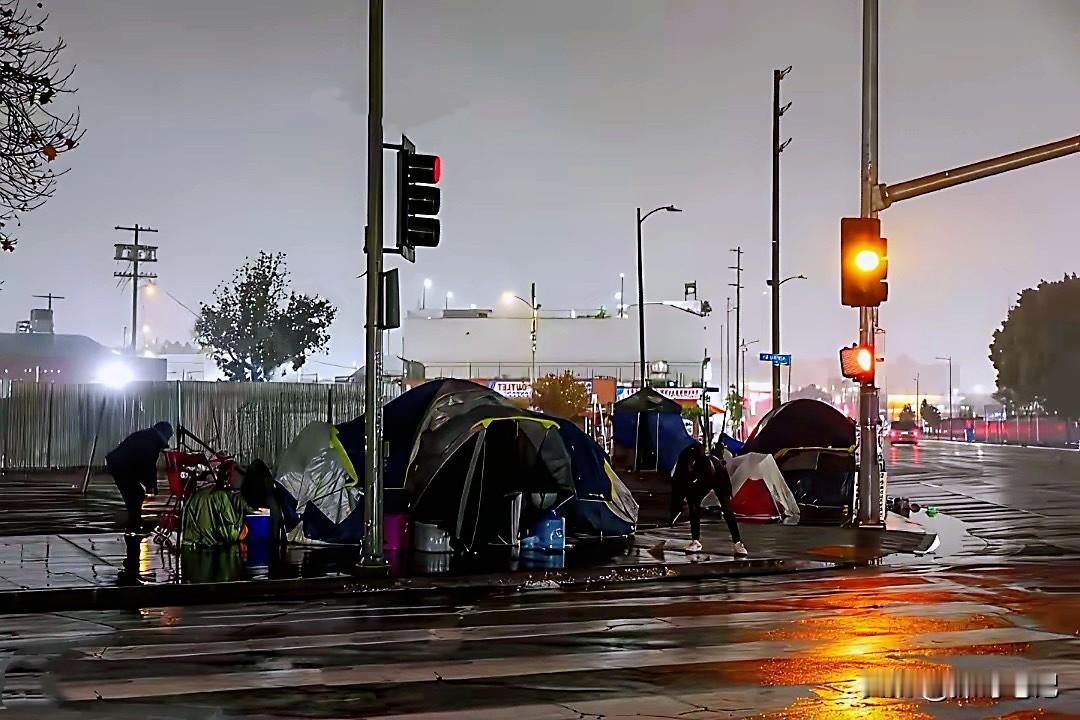 以前总纳闷，那些到美国定居的人，连父母葬礼都不回，是不是心太狠？现在了解了美国的