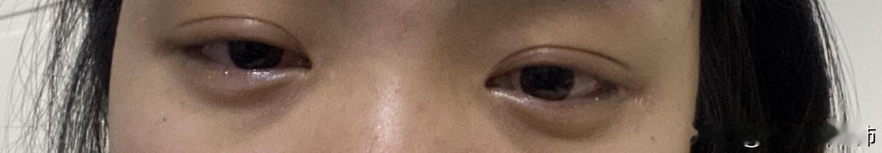 24岁还因为明天要出去上班而哭泣
都24岁了，今天在整理东西，晚上的时候老妈叫老