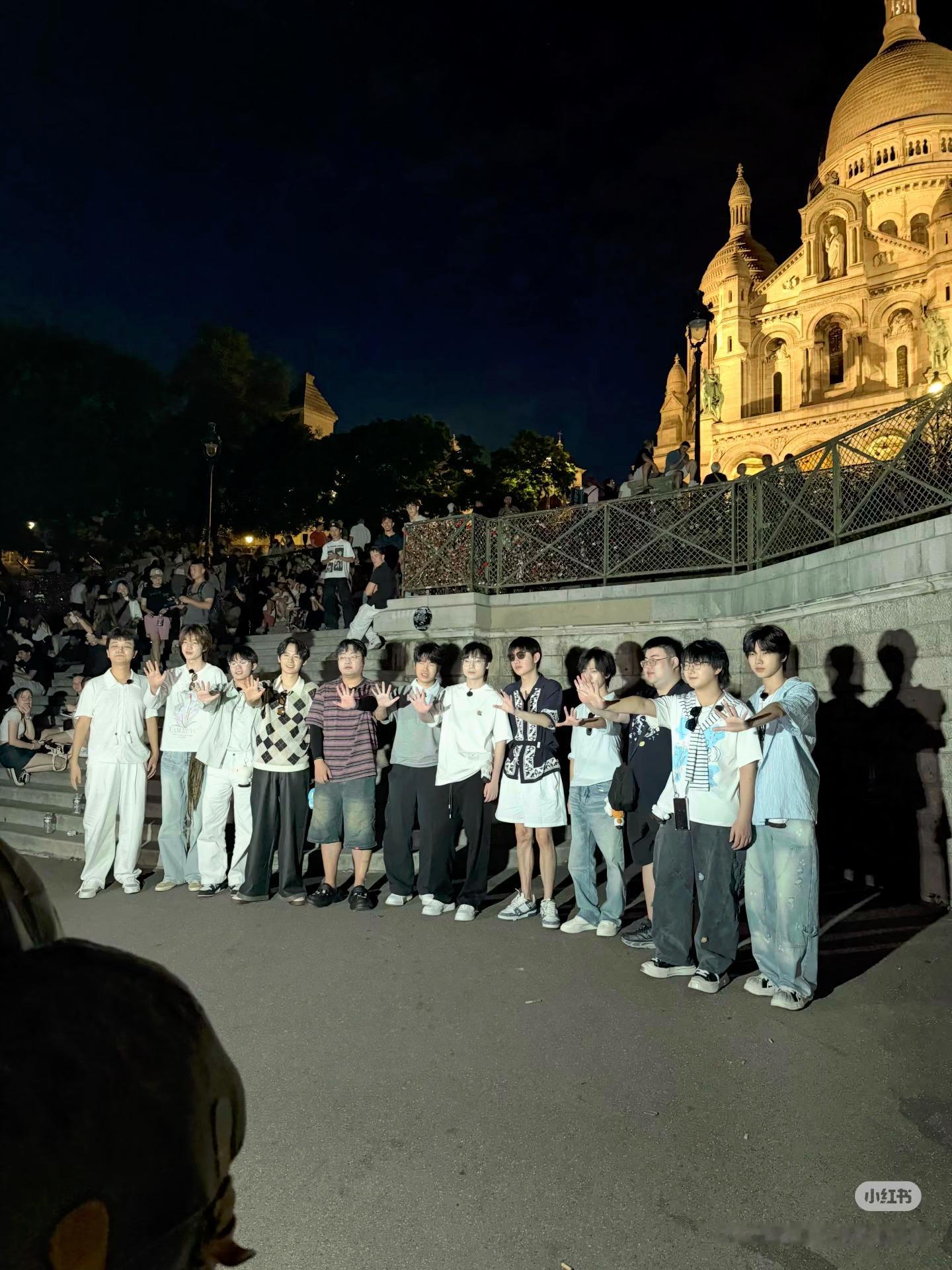 看起来上春山了难道说南洋老钱风真有说法以及他是不是还自己搞了个腰包戴着（？ 