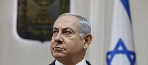 美伊冲突打了一个多月，最惨的不是反复无常的美国，也不是硬刚到底的伊朗，而是被按在