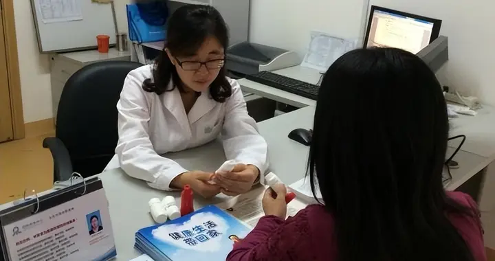 老人要警惕“药源性跌倒”，专家总结一份高风险药物清单