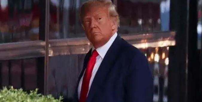 中美贸易战，现在已经不是什么芯片，加税，逆差的问题了，现在美国就是一门心思想要强