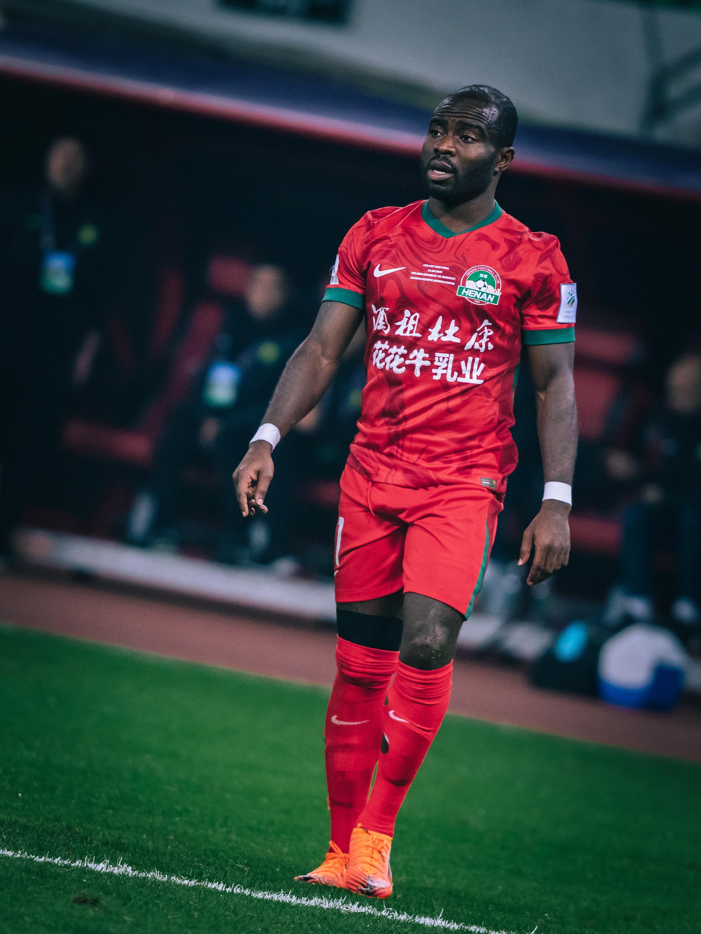 阿奇姆彭可是大连“苦主”呀，非常好，piu亮~~~ 