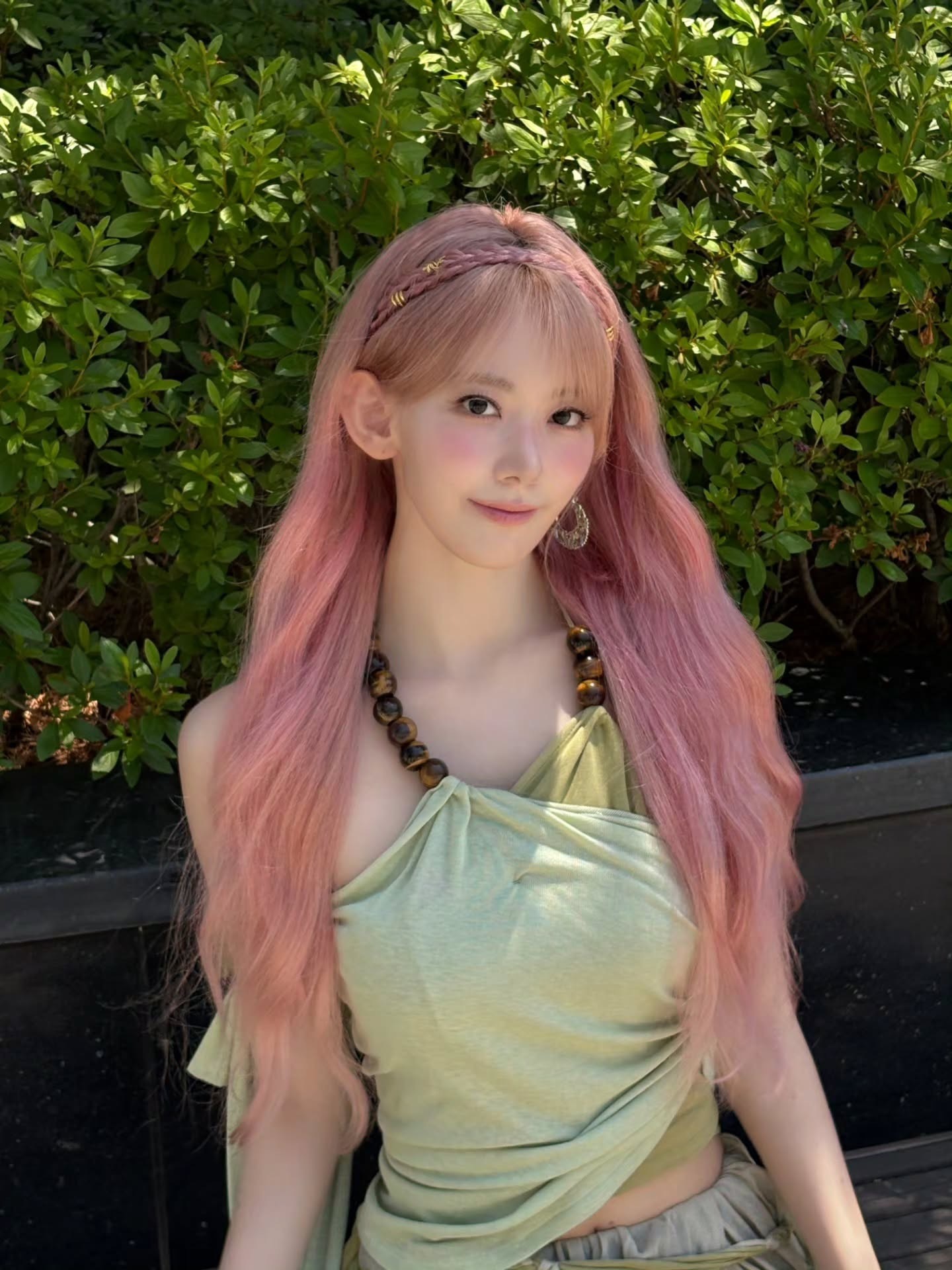 LESSERAFIM 🐱宮脇咲良炽烈樱绽 【IG】260531 宮脇咲良更新?