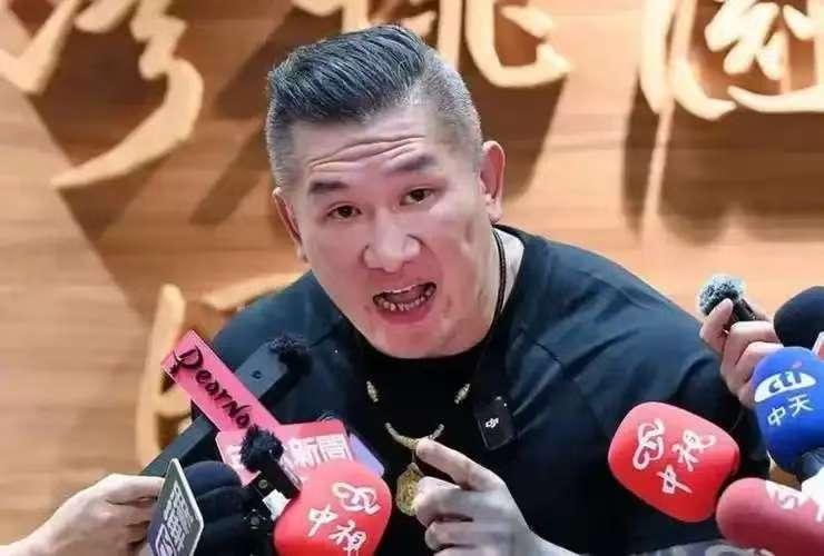 “台湾是网红馆长”陈之汉，恐怕是给“赖清德”送上了一份大礼！在近期，馆长发表了一