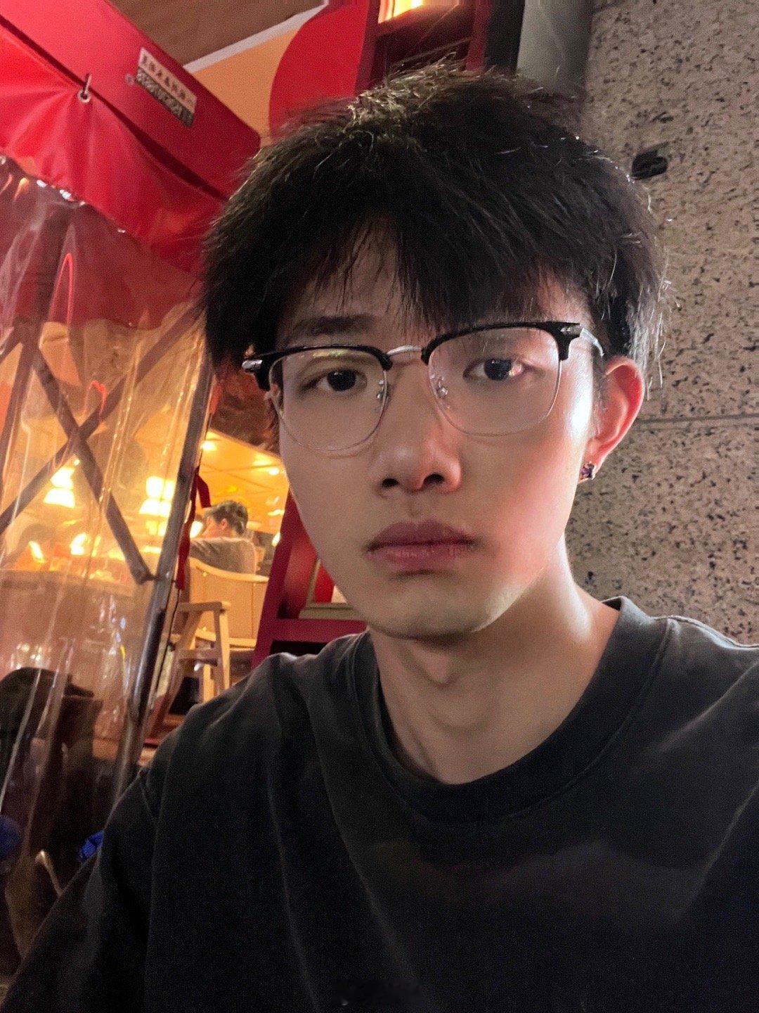 喝红温了 ​​​