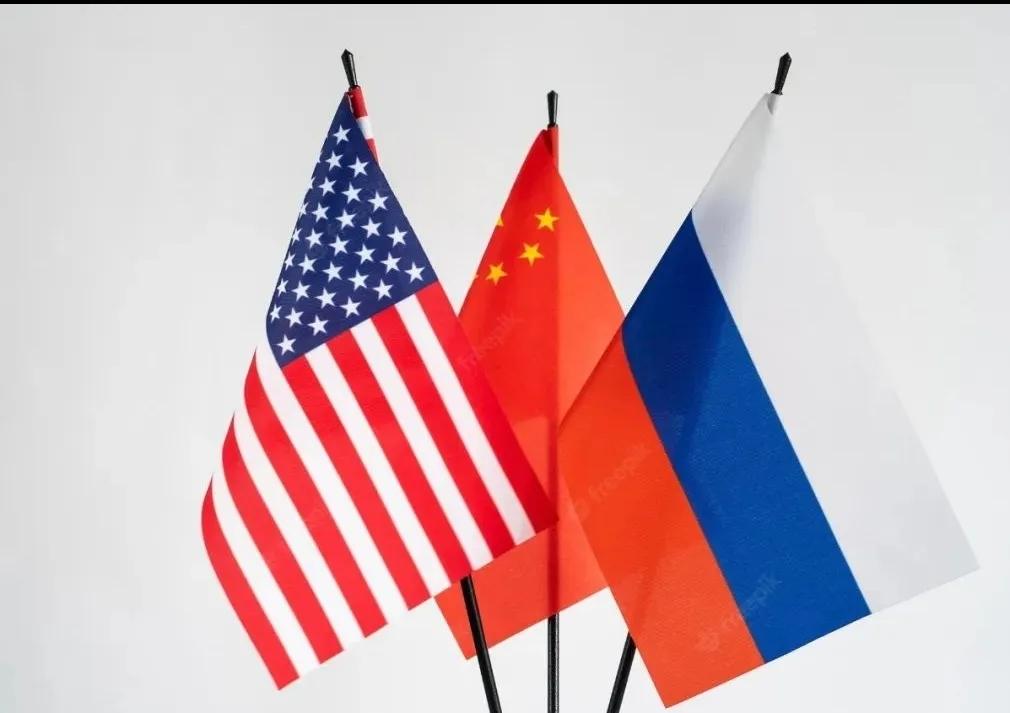 5月19日晚，随着俄罗斯总统普京启程访华，德媒对中俄关系的解读又掀起新波澜。
