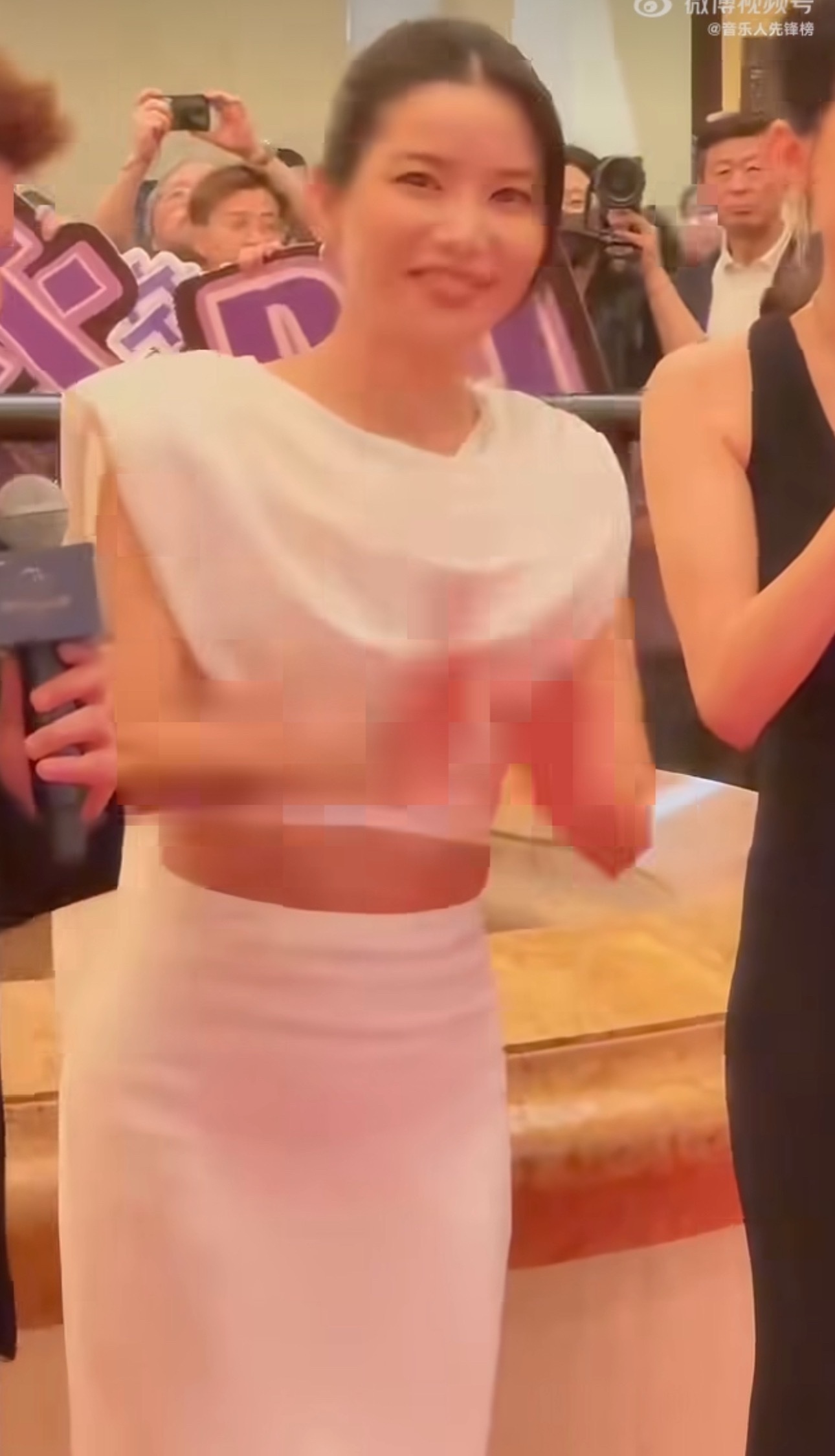 三代韩国女团成员闯中态度新词儿 闯中态度