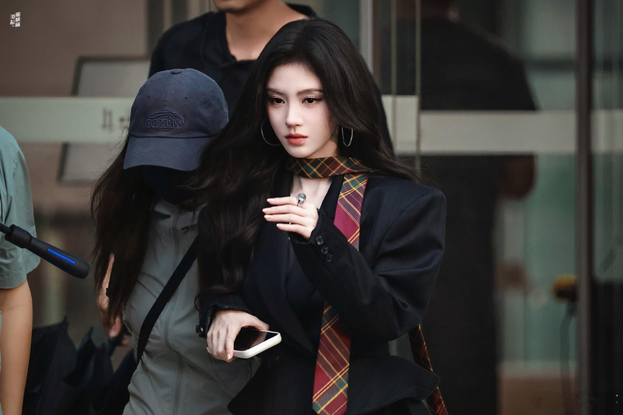 jjy 鞠婧祎万花世界 jjy 鞠婧祎苏绿夏不论见不见面你永远是照耀我的那束光