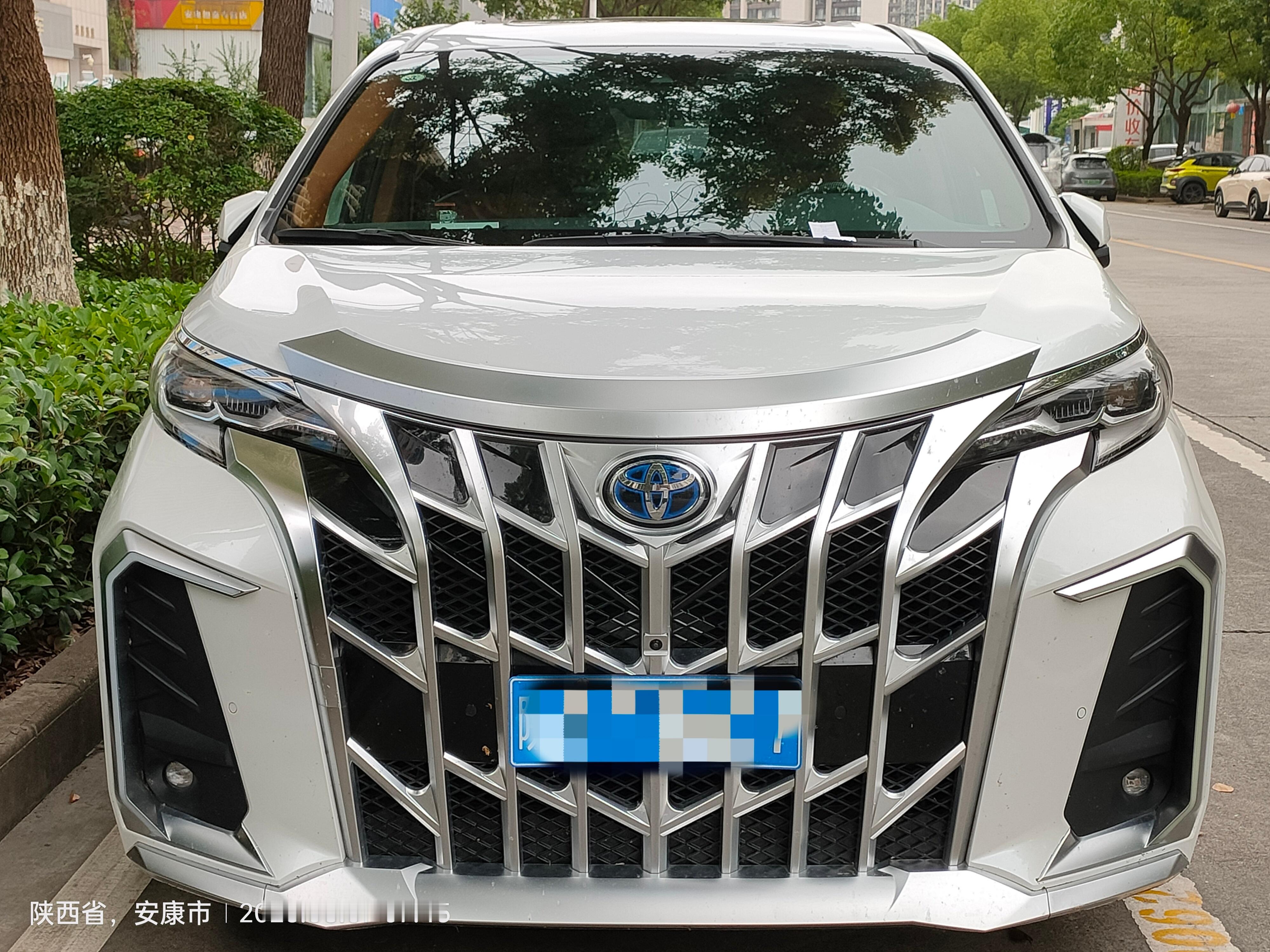 汽车汽车街拍我与汽车的日常丰田 丰田MPV 安康·明江国际酒店