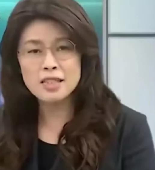 郑丽文的政治言论（包括两岸关系）赢得了两岸民众的支持与称赞，事实证明，只有世界上