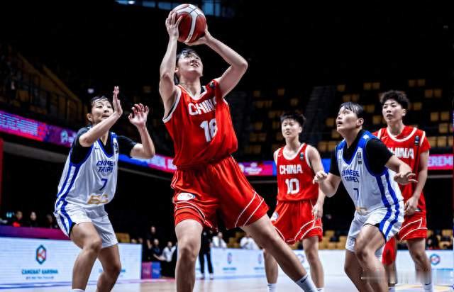 2战狂胜135分难掩隐患！U18女篮虐菜也疲软，青训一短板代代相传