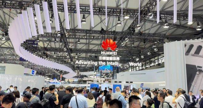 6月29日上海MWC展会上，华为带来了一项改变性新技术：业内首款可以直接商用的无