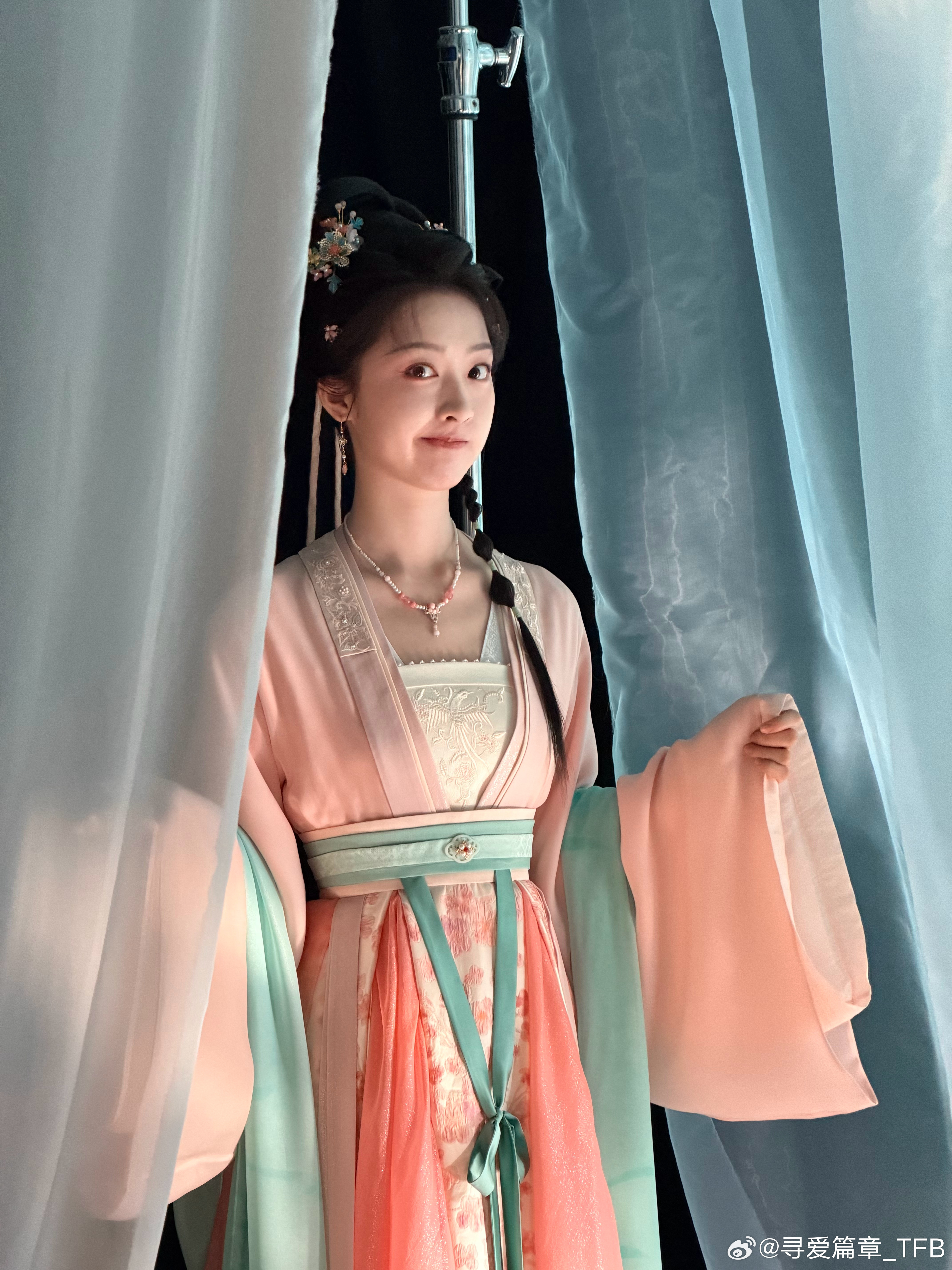 邓恩熙 🌷邓恩熙恰逢春 🌷邓恩熙杨善衡 倡导富强、民主、文明、和谐，倡导自由