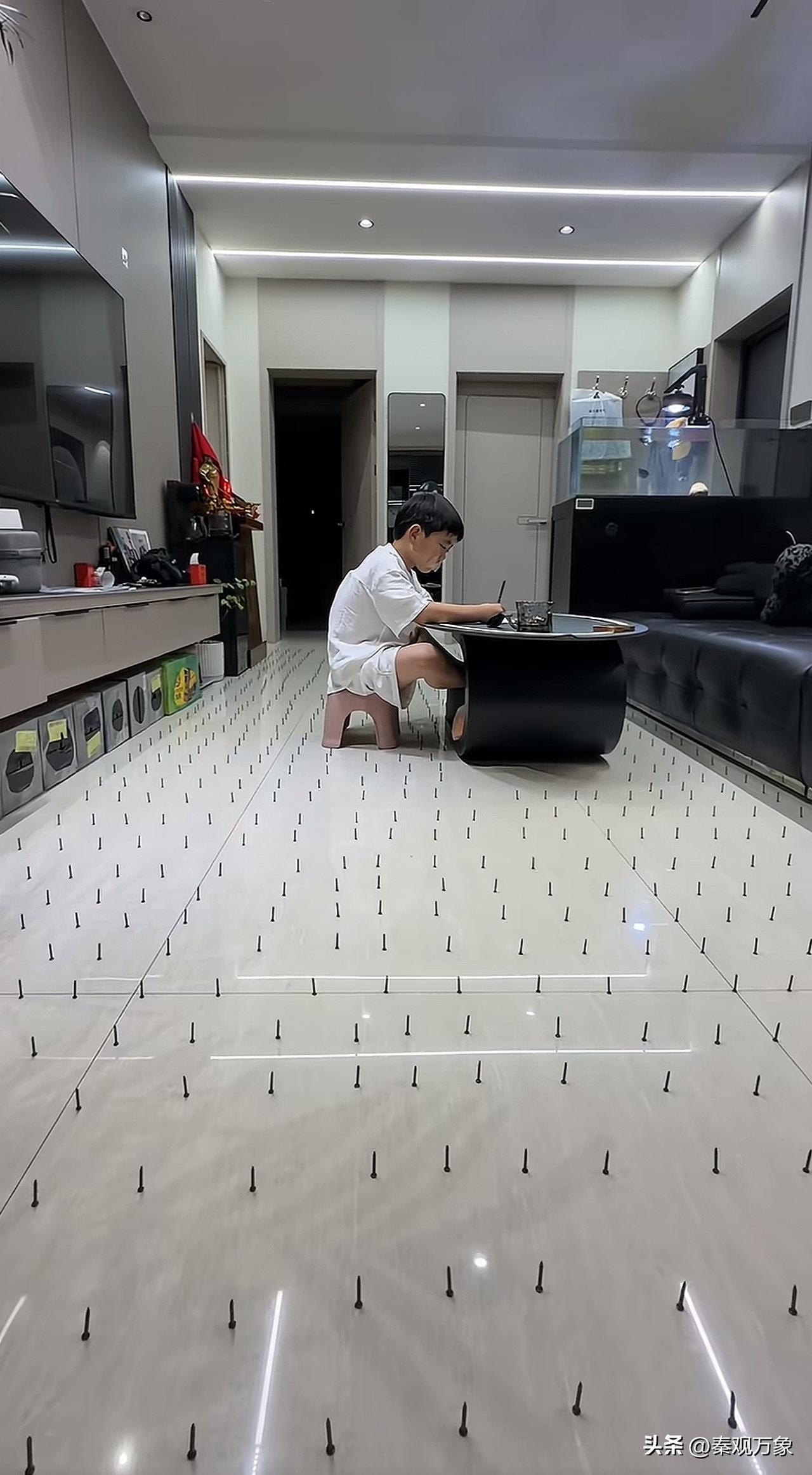 还没记住那就再来一次（困兽阵）
今天作业速度明显提高了！也不说话了，也不玩玩具了