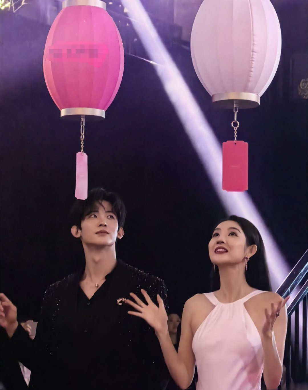 王玉雯常华森豪门姐弟让两人站在一起的简直是天才来的！