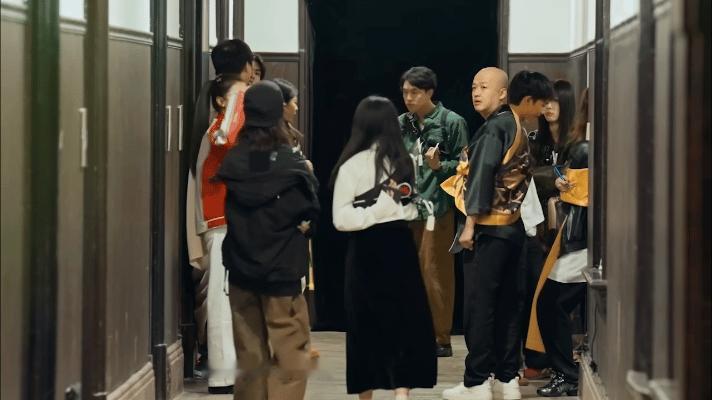 #王鹤润张宥浩小学生拌嘴#  偶买噶！王鹤润这姐玩游戏是真上头[跪了]她跟李庚希