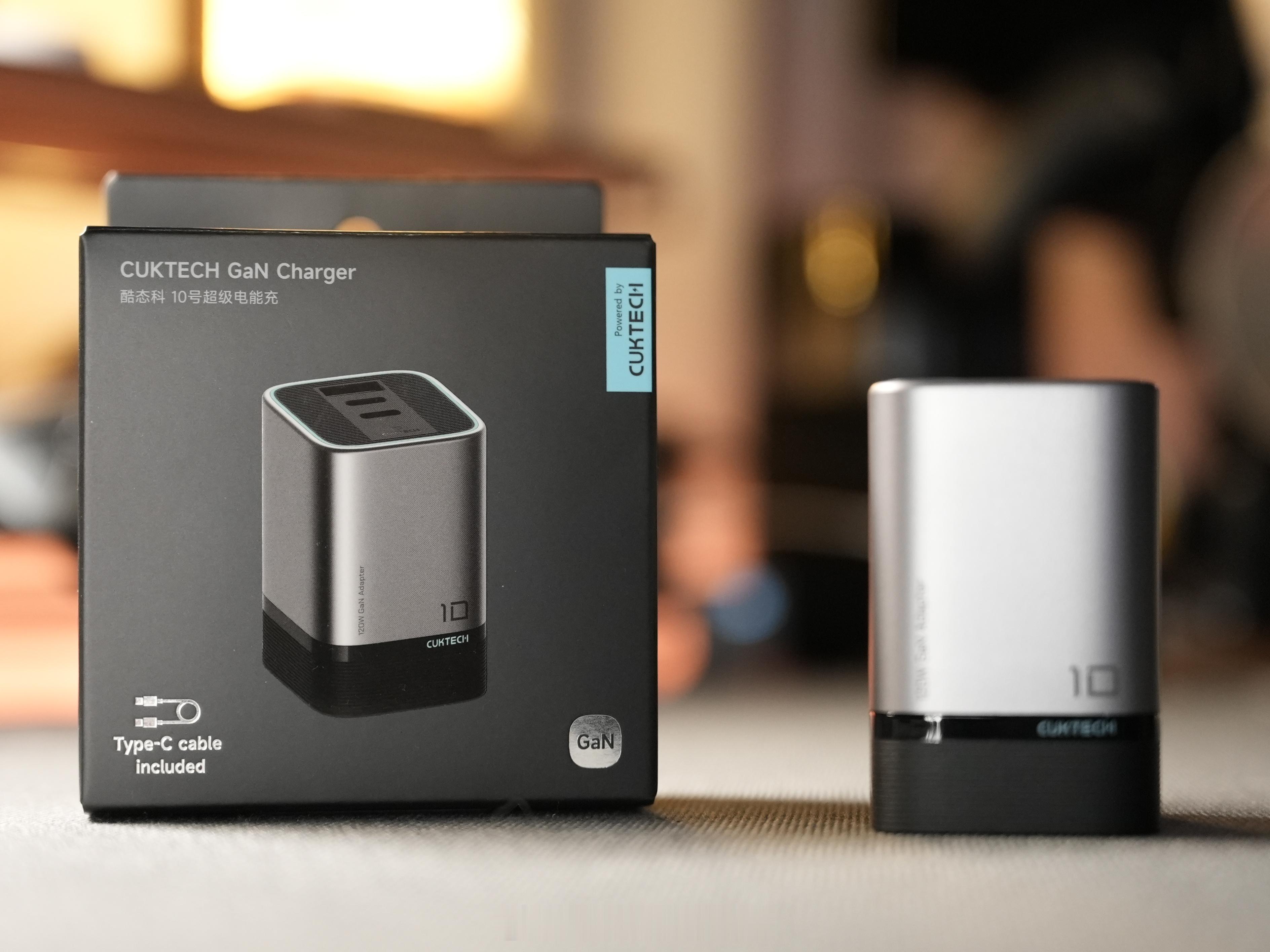 酷态科10号超级电能充Mini ｜小而猛喜闻乐见的最高功率120W，搭配2C1A