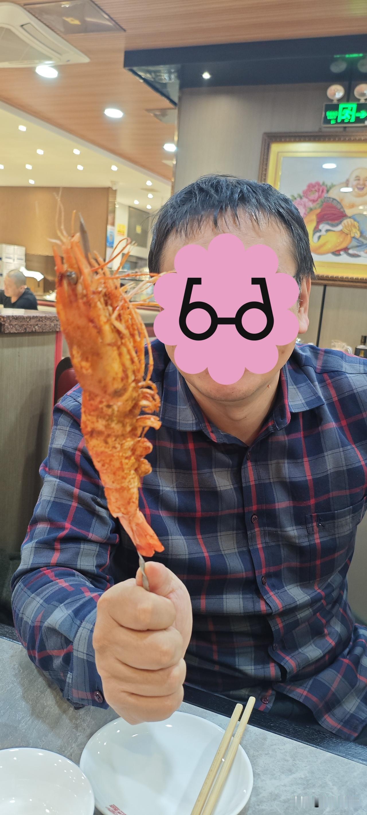 青岛大虾38元一只？这才是真正的38元一只的大虾，野生海捕，个头很大，烤青岛大虾