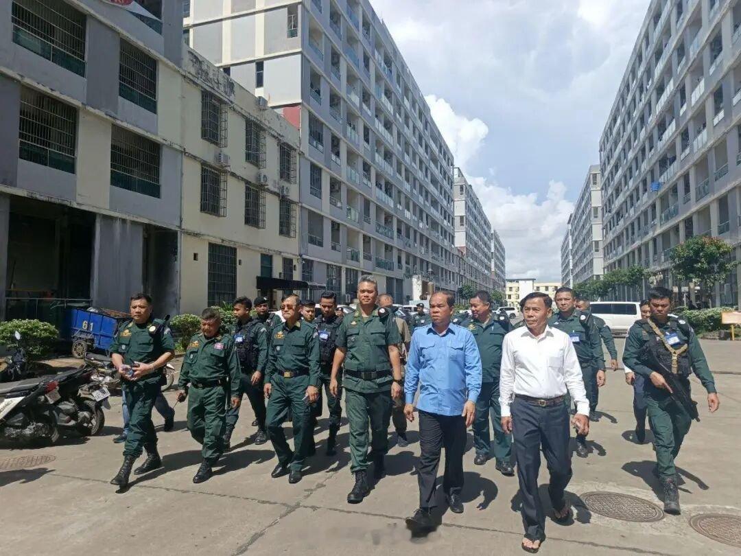 柬埔寨西港警方突击“中国城”园区、 扣留290名外国人在290名被扣人员中，巴基