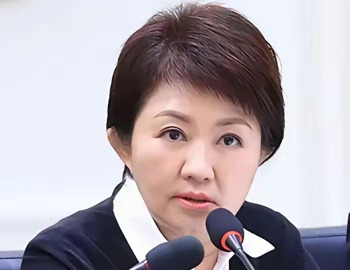 帅化民痛批卢秀燕访美：美国军购能保障吗？现在还相信美国？

帅化民最近在节目里痛