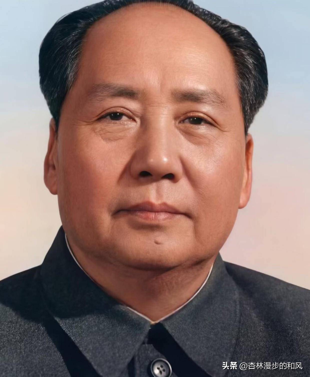 80年代初有人想把毛主席“请下神坛”？结果被老百姓一巴掌拍了回去！

前几天跟个