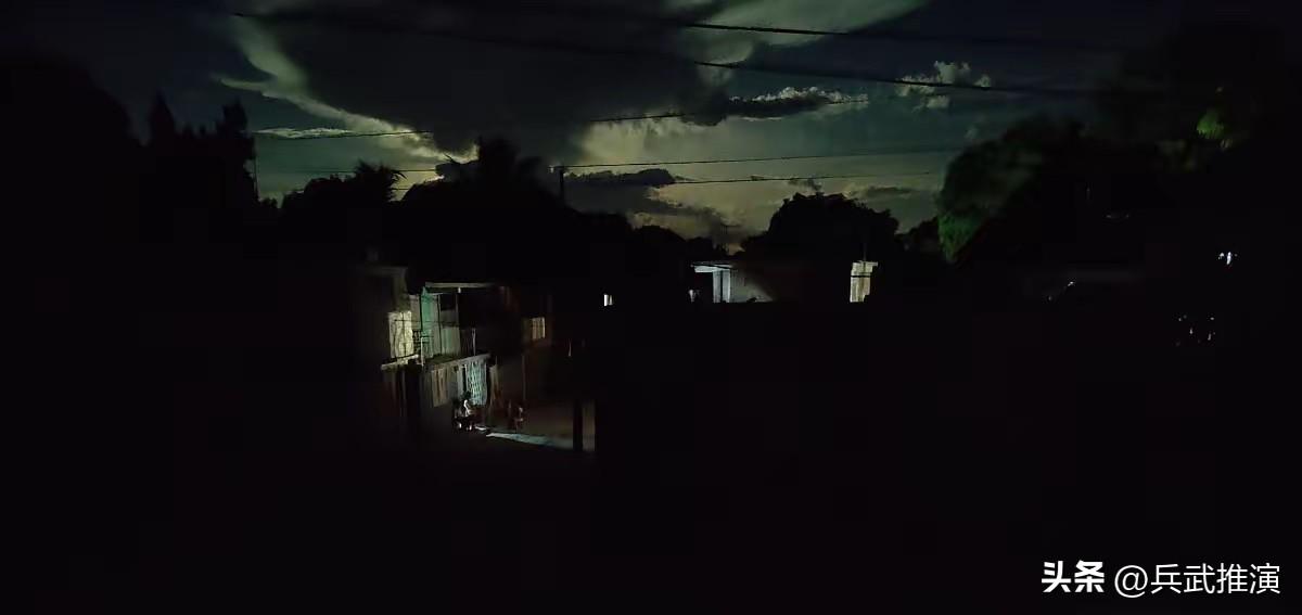 古巴再次全国大范围停电

古巴全国电力系统彻底瘫痪，到现在还没说什么时候能恢复供